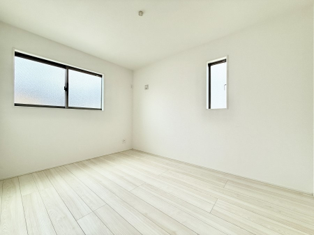 �q������ �������v���C�x�[�g��ԂƂ��ĐÂ��ŗ�������������񋟂��Ă���܂�