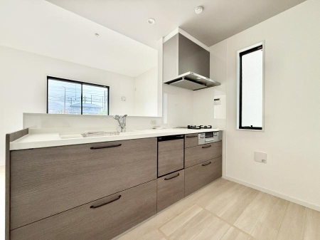 �L�b�`�� �������Ƒ����J��[�߂�A������̂���L�b�`��