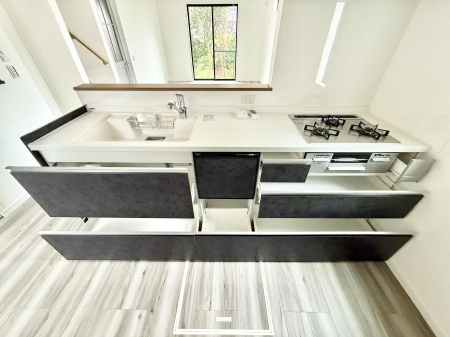 �L�b�`�� �������Ƒ����J��[�߂�A������̂���L�b�`��