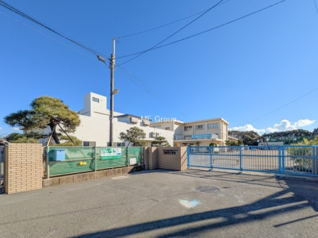 ���ӊ� ���w�Z 1300m ������s���l�{�ꏬ�w�Z