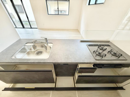 �L�b�`�� �������Ƒ����J��[�߂�A������̂���L�b�`��