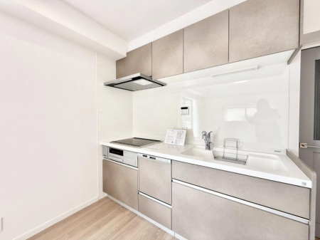 �L�b�`�� �������V���v���Ŕ������S�n�悢���Ԃ𐶂ރL�b�`�����