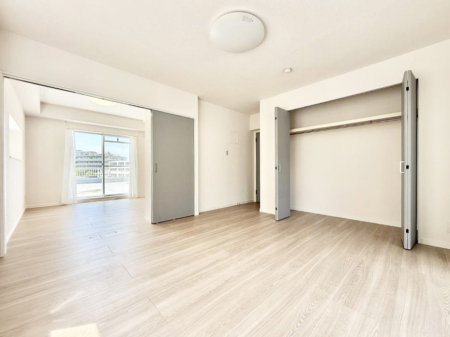 ���̑����� �������Â��ȗm���œǏ����ɏW���ł���ꏊ