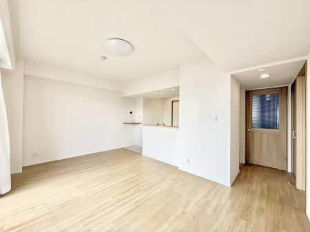 ���r���O ���������났�ƏΊ炪�W�܂�A�S���܂郊�r���O