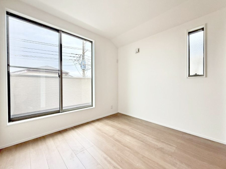 �q������ �������v���C�x�[�g��ԂƂ��ĐÂ��ŗ�������������񋟂��Ă���܂�