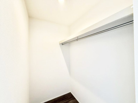 ���[ ����