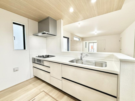 �L�b�`�� �������L���C�ɕЕt���A�g���₷���L�b�`��