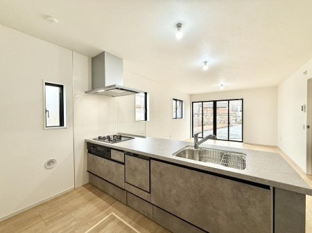 �L�b�`�� ���������y���݂ƐH�ׂ�K����͂���L�b�`��