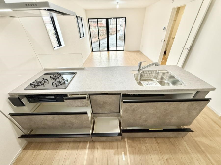 �L�b�`�� �����������������Ɗy�����Ȃ�A���K�ȃL�b�`�����