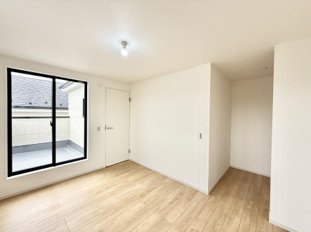 �Q�� ���������̔z�u��ʋC���̗ǂ��݌v�ŕ����̋�C�������炸�A��ɐV�N�ȋ�C������܂�