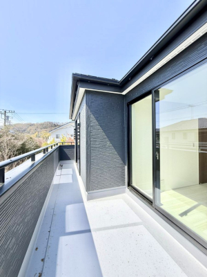 �o���R�j�[ ������ ���̃R�[�q�[���̐�����y���ށA�����̏ꏊ