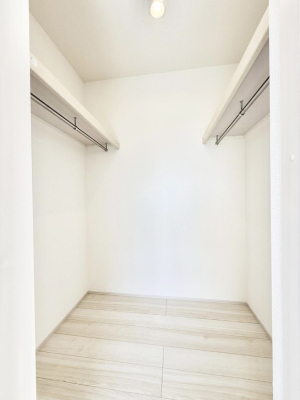 ���[ ����