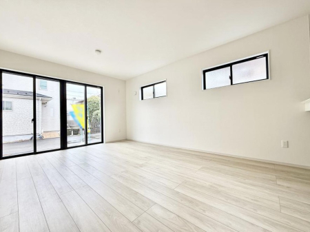 ���̑����� �������Ƒ��̏Ί炪���ӂ��A���났�̋��