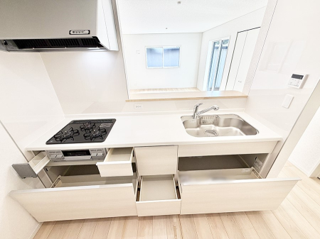 �L�b�`�� �������Ƒ����J��[�߂�A������̂���L�b�`��