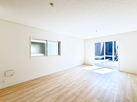 ���r���O ���������났�ƏΊ炪�W�܂�A�S���܂郊�r���O