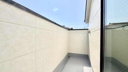 �o���R�j�[ ������ ���̃R�[�q�[���̐�����y���ށA�����̏ꏊ