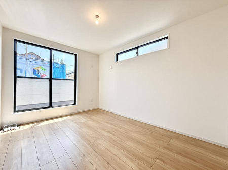 �q������ �������v���C�x�[�g��ԂƂ��ĐÂ��ŗ�������������񋟂��Ă���܂�