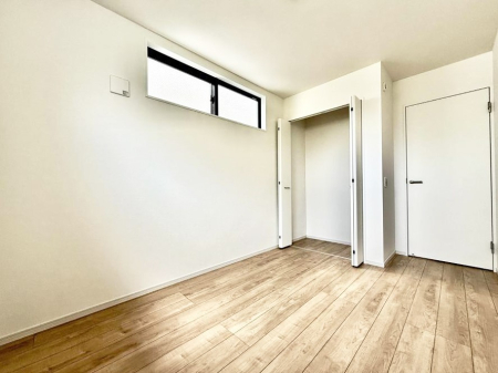 �q������ �������v���C�x�[�g��ԂƂ��ĐÂ��ŗ�������������񋟂��Ă���܂�