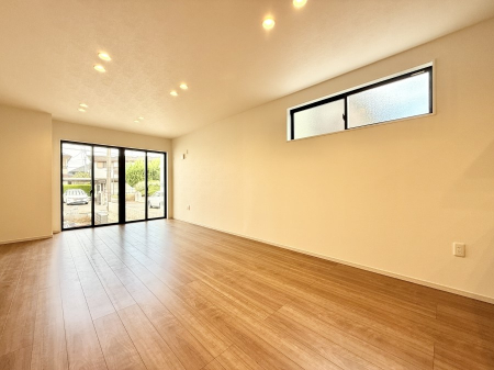 ���r���O �����������������Ɠ��ʂɂ���A�e���̋��