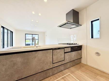 �L�b�`�� ���������y���݂ƐH�ׂ�K����͂���L�b�`��