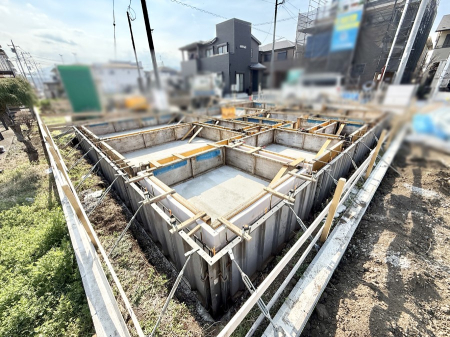 ���n�O�ώʐ^ �O�ρ��V������炵���n�܂�ꏊ�ŁA�Ƒ����J��[�߂�