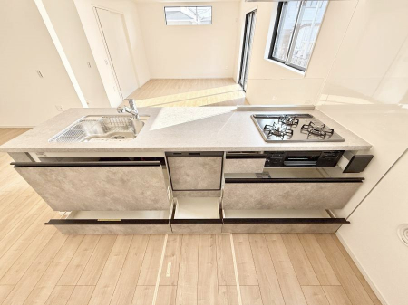 �L�b�`�� �������A�C�f�A�L����A�N���G�C�e�B�u�ȗ������