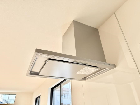 ���̑����� �ݔ����t�[�h�ɕ����Ă���ׁA���������C��ɗU������A�����I�ɔr�����ł��܂�