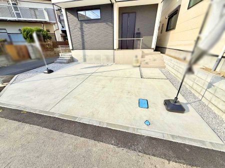  �O�ρ������̒��Ԃ����K��