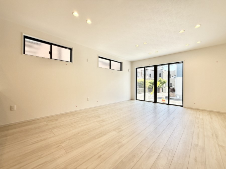 ���r���O �������V���v���������ґ�A��؂Ȑl�Ɖ߂����S���قǂ�����