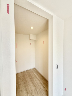 ���[ ����