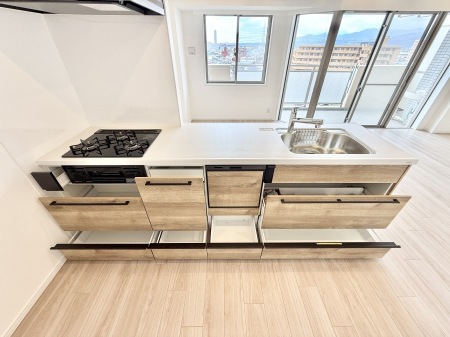 �L�b�`�� �������A�C�f�A�L����A�N���G�C�e�B�u�ȗ������