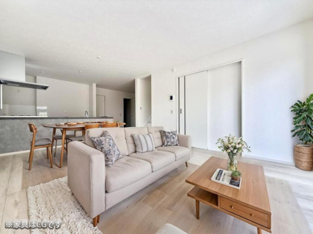 ���r���O �������S���������ꏊ�A�������߂����郊�r���O