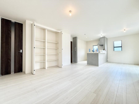 ���r���O �������V���v���������ґ�A��؂Ȑl�Ɖ߂����S���قǂ�����