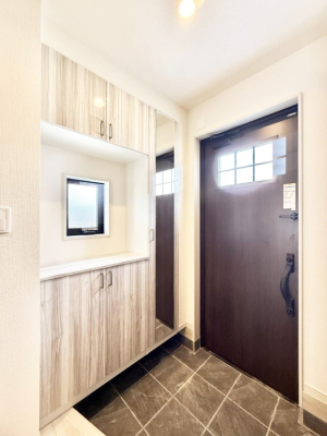 ���� ����