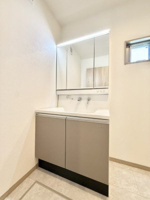 ���ʑ�E���ʏ� ����