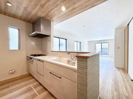 �L�b�`�� ����