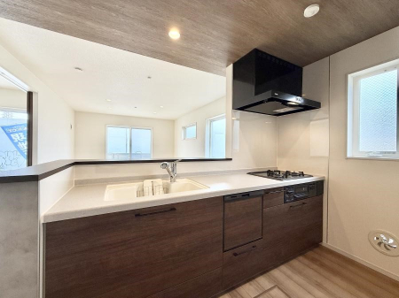 �L�b�`�� ���������������̖��@��������A���ʂȃL�b�`��