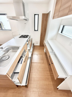 �L�b�`�� �������Ƒ����J��[�߂�A������̂���L�b�`��