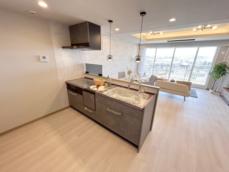 �L�b�`�� ���������y���݂ƐH�ׂ�K����͂���L�b�`��