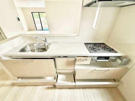 �L�b�`�� �����������������Ɗy�����Ȃ�A���K�ȃL�b�`�����