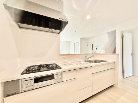 �L�b�`�� �������Ƒ����J��[�߂�A������̂���L�b�`��