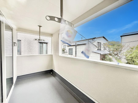 �o���R�j�[ ������ ���̃R�[�q�[���̐�����y���ށA�����̏ꏊ