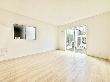 ���r���O ���������났�ƏΊ炪�W�܂�A�S���܂郊�r���O