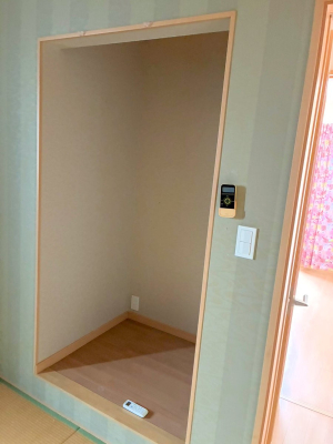 ���[ ����