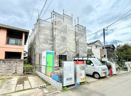 ���n�O�ώʐ^ �O�ρ��V������炵���n�܂�ꏊ�ŁA�Ƒ����J��[�߂�