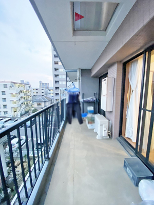 �o���R�j�[ ������ ���̃R�[�q�[���̐�����y���ށA�����̏ꏊ