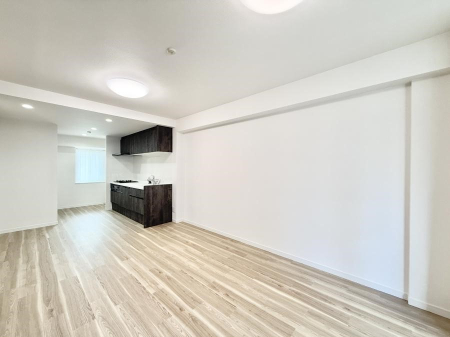 ���r���O ���������R�Ɖ�b�����܂��A�S�n�悢�ЂƂƂ�