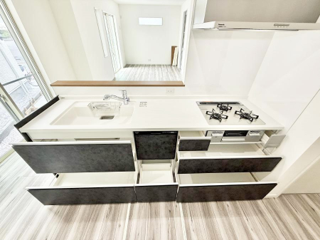 �L�b�`�� �������Ƒ����J��[�߂�A������̂���L�b�`��