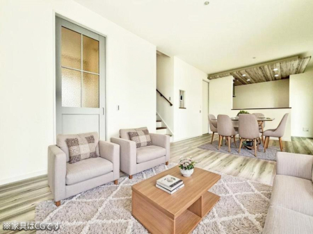 ���r���O ���������났�ƏΊ炪�W�܂�A�S���܂郊�r���O