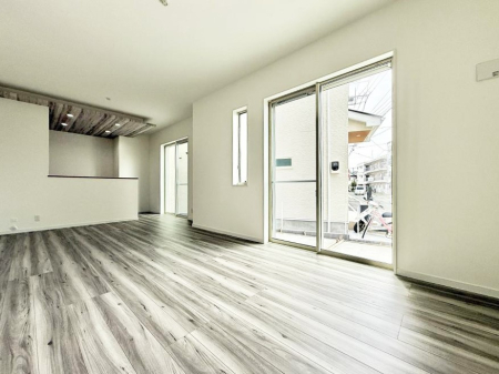 ���r���O ���������ƕ���������A�����b�N�X�ł�����